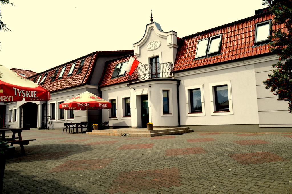 Hotel Wielkopolanka Сьрода-Велькопольска Экстерьер фото